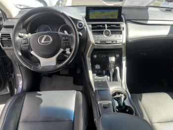 Photo 6 du bon plan LEXUS NX 300h 4WD Luxe Toit Ouvrant occasion à 20990 €