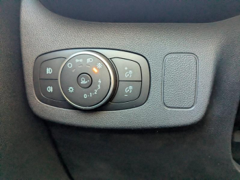 Photo 14 du bon plan FORD Puma 1.0 EcoBoost 125ch mHEV Titanium Business 6cv occasion à 15913 €