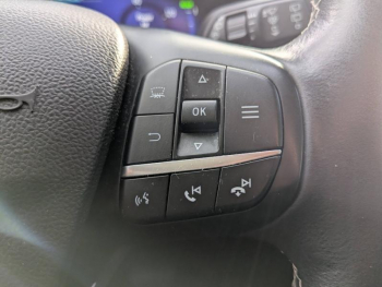 Photo 18 du bon plan FORD Kuga 2.5 Duratec 225ch PHEV Vignale BVA occasion à 22811 €