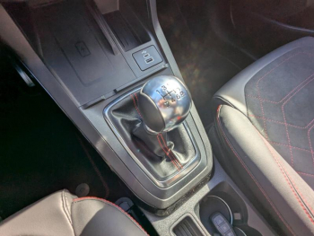 Photo 21 du bon plan FORD Puma 1.0 EcoBoost Hybrid 125ch ST-Line X S&S occasion à 25412 €