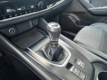 Photo 18 du bon plan NISSAN Qashqai 1.3 Mild Hybrid 140ch N-Connecta 2022 occasion à 19995 €