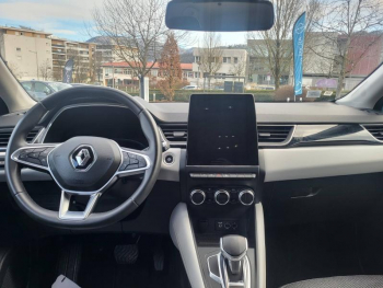 Photo 3 du bon plan RENAULT Captur 1.6 E-Tech hybride rechargeable 160ch Intens -21 occasion à 17290 €