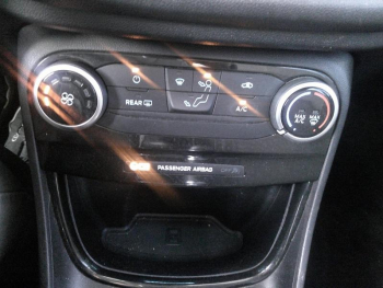 Photo 13 du bon plan FORD Puma 1.0 Flexifuel 125ch S&S mHEV Titanium occasion à 19690 €