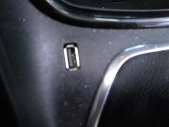 Photo 14 du bon plan FORD Puma 1.0 Flexifuel 125ch S&S mHEV Titanium occasion à 19690 €