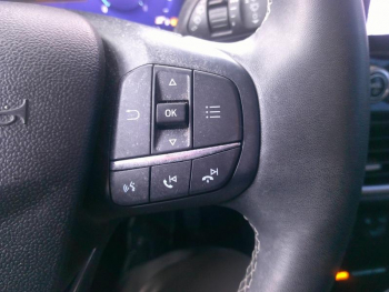 Photo 20 du bon plan FORD Kuga 2.5 Duratec 190ch FHEV Titanium BVA occasion à 22900 €