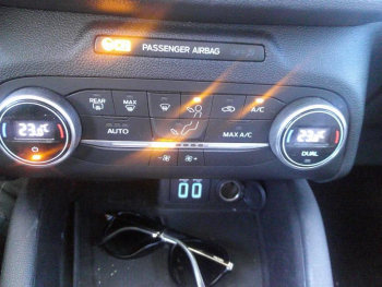 Photo 22 du bon plan FORD Kuga 2.5 Duratec 190ch FHEV Titanium BVA occasion à 22900 €