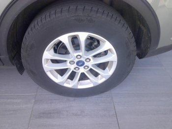 Photo 30 du bon plan FORD Kuga 2.5 Duratec 190ch FHEV Titanium BVA occasion à 22900 €