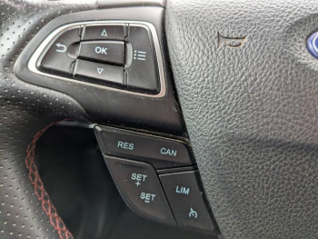 Photo 16 du bon plan FORD EcoSport 1.0 EcoBoost 125ch ST-Line Euro6.2 occasion à 13943 €