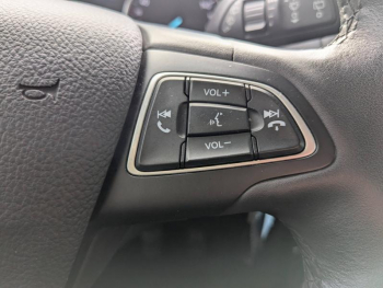Photo 20 du bon plan FORD EcoSport 1.0 EcoBoost 125ch Active 6cv KIT BIO MOTORS ETHANOL occasion à 18942 €