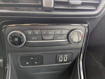 Photo 24 du bon plan FORD EcoSport 1.0 EcoBoost 125ch Active 6cv KIT BIO MOTORS ETHANOL occasion à 18942 €