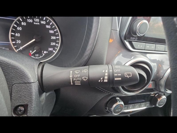 Photo 16 du bon plan NISSAN Juke 1.6 Hybrid 143ch Tekna 2023.5 occasion à 24890 €