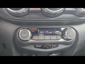 Photo 21 du bon plan NISSAN Juke 1.6 Hybrid 143ch Tekna 2023.5 occasion à 24890 €
