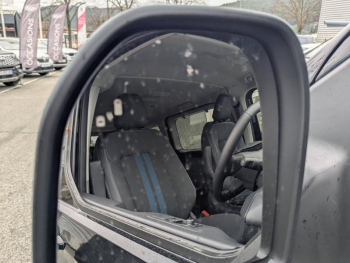 Photo 17 du bon plan FORD Tourneo Custom 340 L1H1 2.5 Duratec 232ch Hybride rechargeable Sport CVT occasion à 65421 €