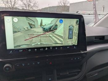 Photo 24 du bon plan FORD Tourneo Custom 340 L1H1 2.5 Duratec 232ch Hybride rechargeable Sport CVT occasion à 65421 €