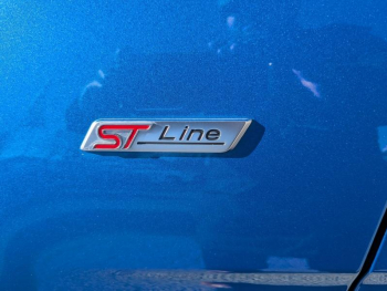 Photo 11 du bon plan FORD EcoSport 1.0 EcoBoost 125ch ST-Line 7cv occasion à 16954 €