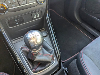 Photo 22 du bon plan FORD EcoSport 1.0 EcoBoost 125ch ST-Line 7cv occasion à 16954 €