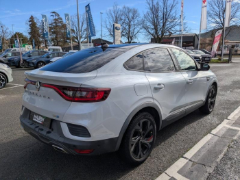 Photo 6 du bon plan RENAULT Arkana 1.6 E-Tech 145ch RS Line -21B occasion à 19831 €