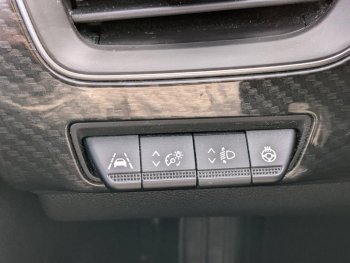 Photo 19 du bon plan RENAULT Arkana 1.6 E-Tech 145ch RS Line -21B occasion à 19831 €