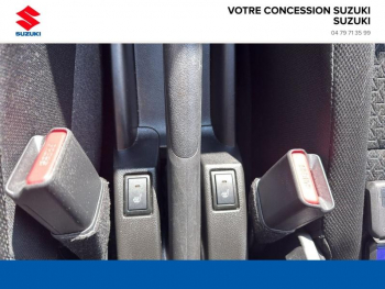 Photo 13 du bon plan SUZUKI Swift 1.2 Dualjet Hybrid 83ch Pack AllGrip occasion à 16990 €