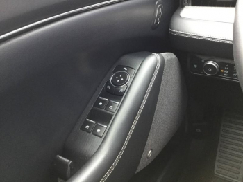 Photo 12 du bon plan FORD Mustang Mach-E Extended Range 99kWh 294ch 7cv occasion à 31990 €