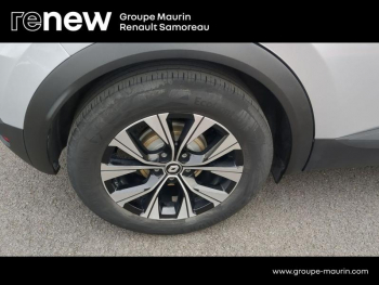 Photo 8 du bon plan RENAULT Captur 1.6 E-Tech hybride 145ch Evolution occasion à 18400 €