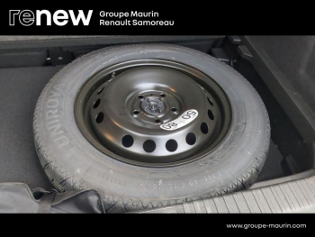 Photo 12 du bon plan RENAULT Captur 1.6 E-Tech hybride 145ch Evolution occasion à 18400 €