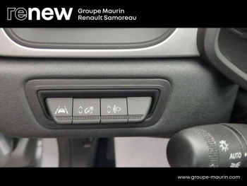 Photo 18 du bon plan RENAULT Captur 1.6 E-Tech hybride 145ch Evolution occasion à 18400 €