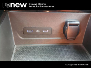 Photo 19 du bon plan RENAULT Austral 1.2 E-Tech full hybrid 200ch Iconic esprit Alpine occasion à 31999 €