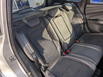 Photo 8 du bon plan FORD Kuga 1.5 TDCi 120ch Stop&Start ST-Line 4x2 Euro6.2 occasion à 15812 €