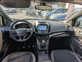 Photo 13 du bon plan FORD Kuga 1.5 TDCi 120ch Stop&Start ST-Line 4x2 Euro6.2 occasion à 15812 €