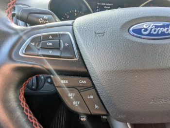 Photo 21 du bon plan FORD Kuga 1.5 TDCi 120ch Stop&Start ST-Line 4x2 Euro6.2 occasion à 15812 €