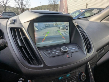Photo 24 du bon plan FORD Kuga 1.5 TDCi 120ch Stop&Start ST-Line 4x2 Euro6.2 occasion à 15812 €