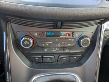 Photo 27 du bon plan FORD Kuga 1.5 TDCi 120ch Stop&Start ST-Line 4x2 Euro6.2 occasion à 15812 €