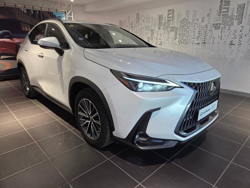 Bon plan LEXUS NX 450h+ Luxe 4WD MY24 occasion