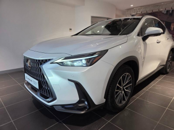 Photo 3 du bon plan LEXUS NX 450h+ Luxe 4WD MY24 occasion à 43490 €