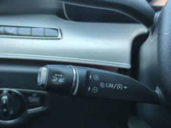 Photo 22 du bon plan MERCEDES-BENZ Classe E 220 d 194ch Executive 9G-Tronic occasion à 22900 €