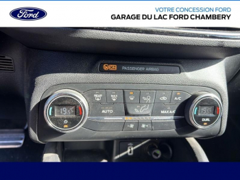 Photo 16 du bon plan FORD Focus 1.5 EcoBlue 120ch Titanium BVA occasion à 14590 €