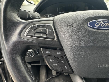 Photo 15 du bon plan FORD EcoSport 1.5 EcoBlue 100ch Titanium Business Euro6.2 occasion à 12990 €