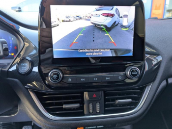 Photo 13 du bon plan FORD Fiesta 1.0 Flexifuel 95ch ST-Line X 5p occasion à 16990 €