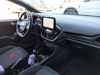 Photo 19 du bon plan FORD Fiesta 1.0 Flexifuel 95ch ST-Line X 5p occasion à 16990 €