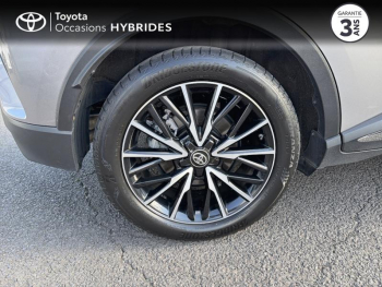 Photo 16 du bon plan TOYOTA C-HR 122h Distinctive 2WD E-CVT RC18 occasion à 20990 €
