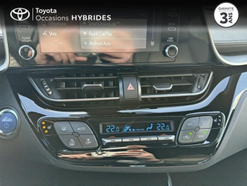 Photo 22 du bon plan TOYOTA C-HR 122h Distinctive 2WD E-CVT RC18 occasion à 20990 €