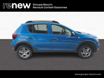 Photo 6 du bon plan DACIA Sandero 0.9 TCe 90ch Stepway -18 occasion à 9890 €