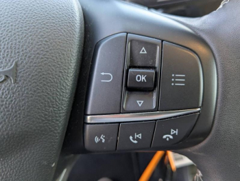 Photo 17 du bon plan FORD Fiesta 1.0 Flexifuel 95ch Titanium Business 5p occasion à 14990 €