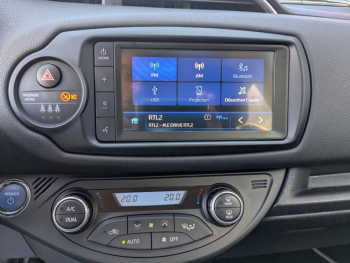 Photo 12 du bon plan TOYOTA Yaris 100h Collection 5p occasion à 14490 €