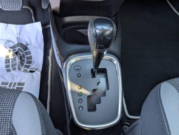 Photo 14 du bon plan TOYOTA Yaris 100h Collection 5p occasion à 14490 €