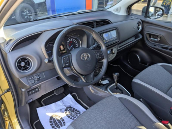 Photo 16 du bon plan TOYOTA Yaris 100h Collection 5p occasion à 14490 €