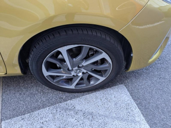 Photo 24 du bon plan TOYOTA Yaris 100h Collection 5p occasion à 14490 €