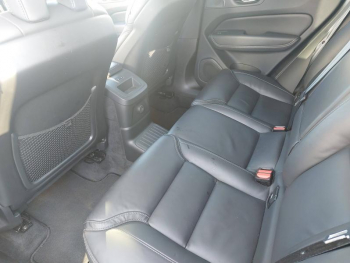 Photo 16 du bon plan VOLVO XC60 T6 Hybride Rechargeable 253 + 145ch Ultra Style Chrome Geartronic 8 AWD occasion à 54900 €