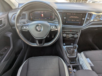 Photo 2 du bon plan VOLKSWAGEN T-Roc 1.5 TSI EVO 150ch Carat Euro6d-T occasion à 19490 €